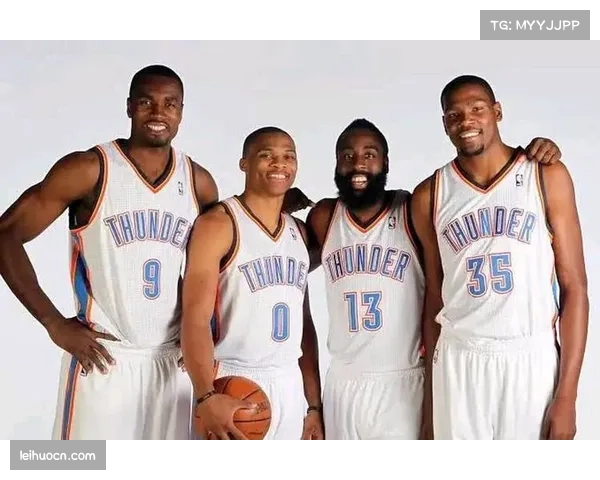 杜兰特回忆12年哈登交易称詹韦都高兴不已他们为哈登离队感到激动